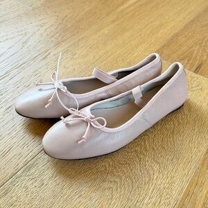 Chinese Laundry Pink Flats with Bow Detail